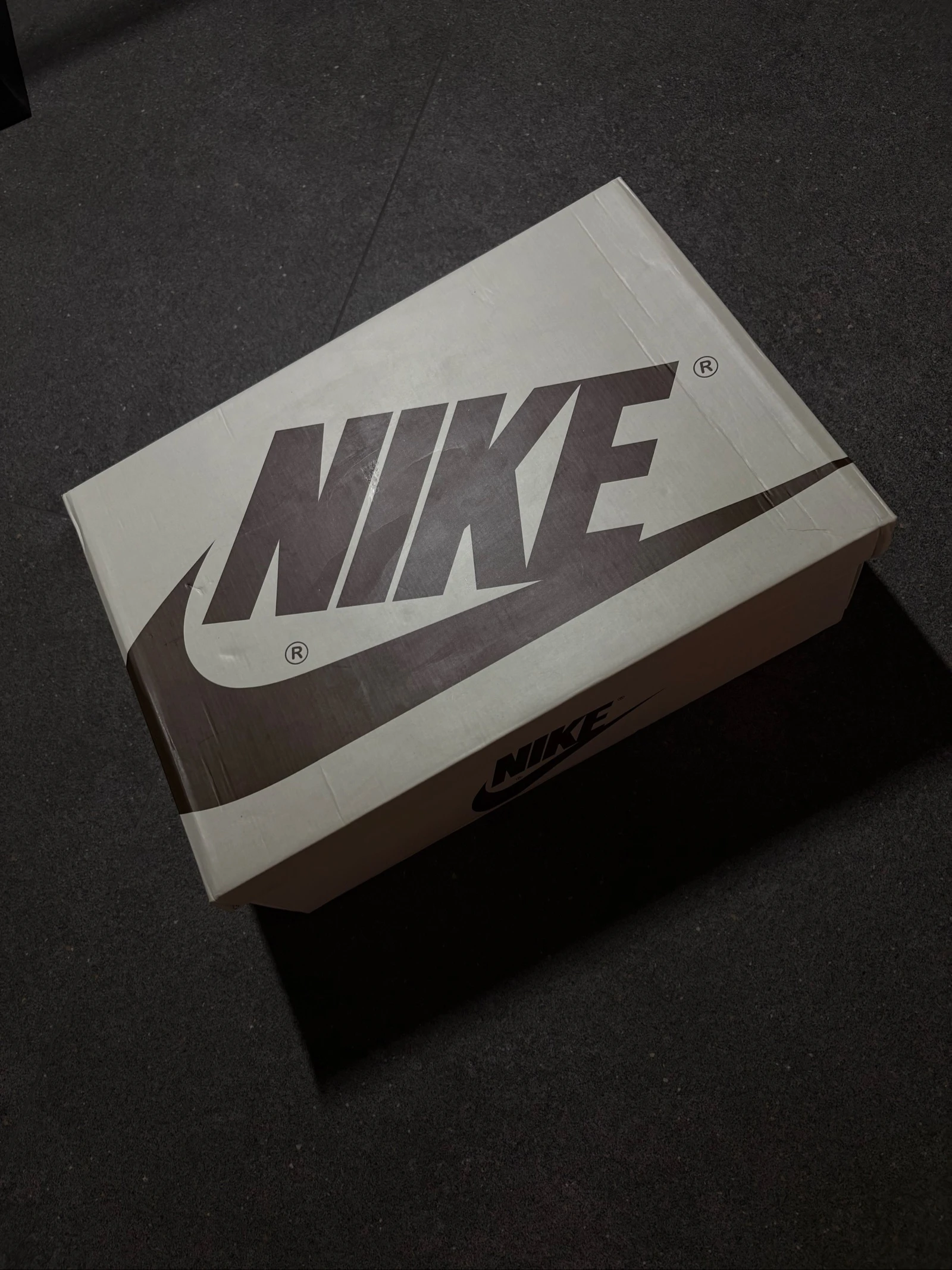 Air Jordan 1 Retro Low Golf x Travis Scott « Neutral Olive » – photo 11